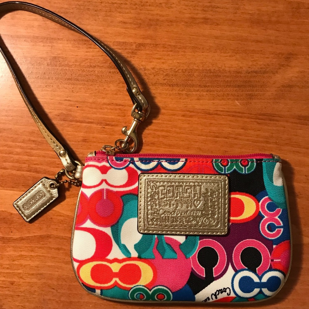 Coach Poppy Wristlet